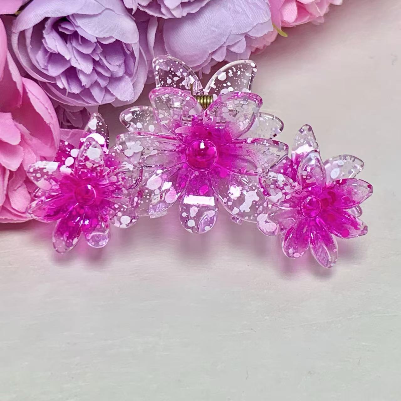 Claw Clip Daisy Spot