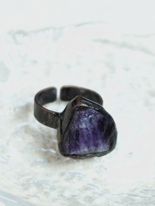 Uraqui amethyst ring